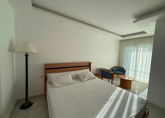 فنادير باى طريق الاحياء Apartment Hurghada